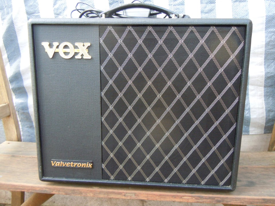 Guitarforstærker, Vox VT40X, 30 W