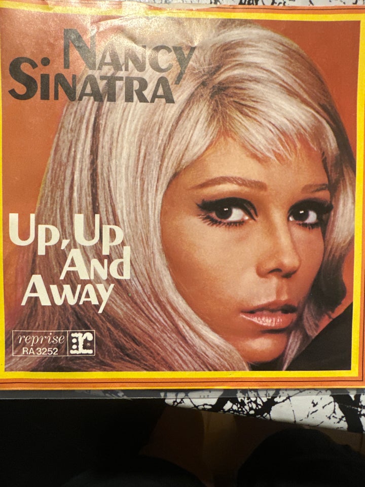 Single, Nancy Sinatra