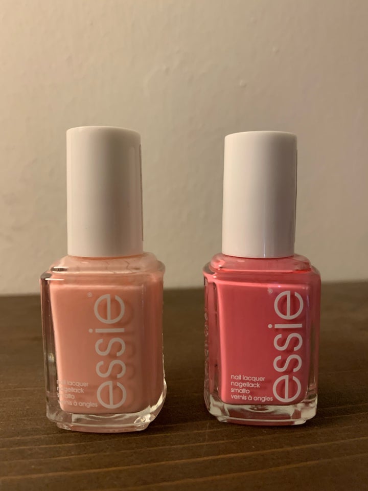 Negle, Essie og mails Inc