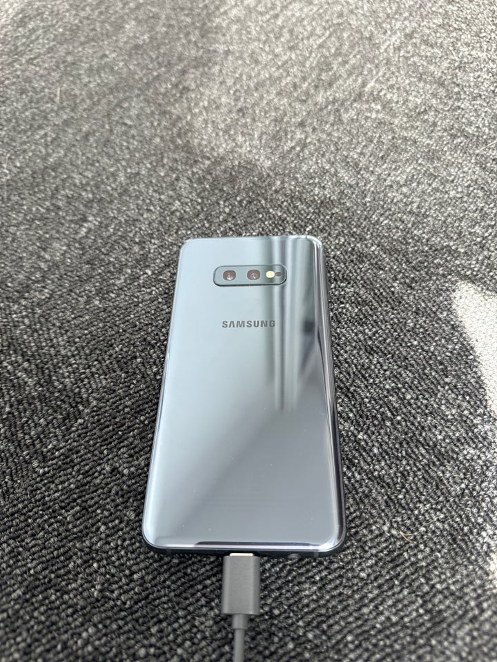 Samsung Galaxy S10e 128GB  God