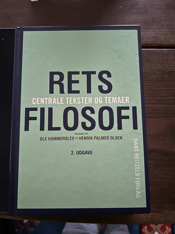 Retsfilosofi - centrale tekster og