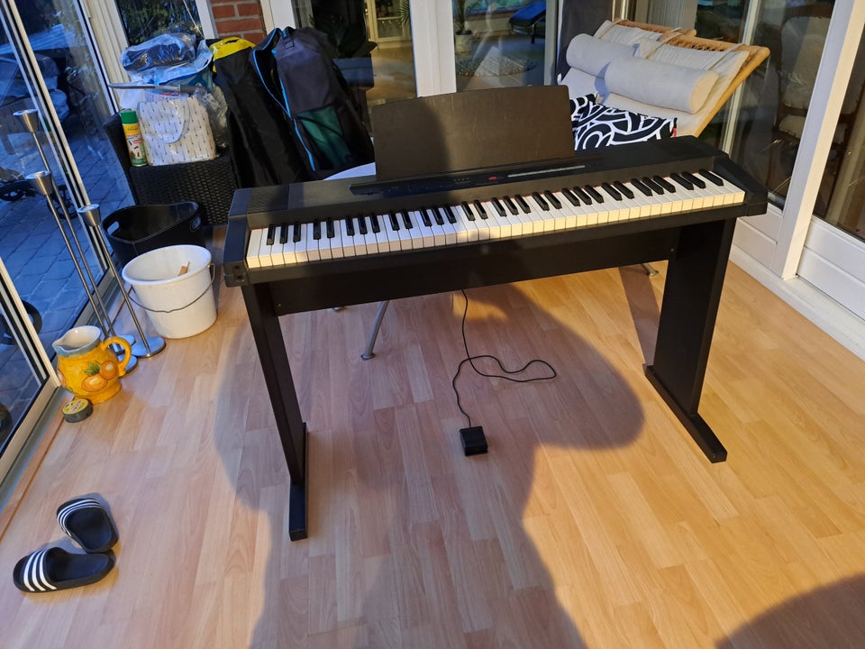 Keyboard, Roland Ep75