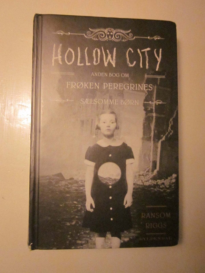 Hollow City anden bog om frøken