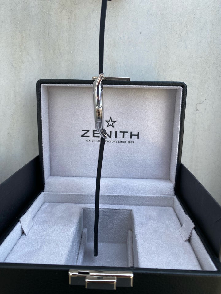 Herreur, Zenith