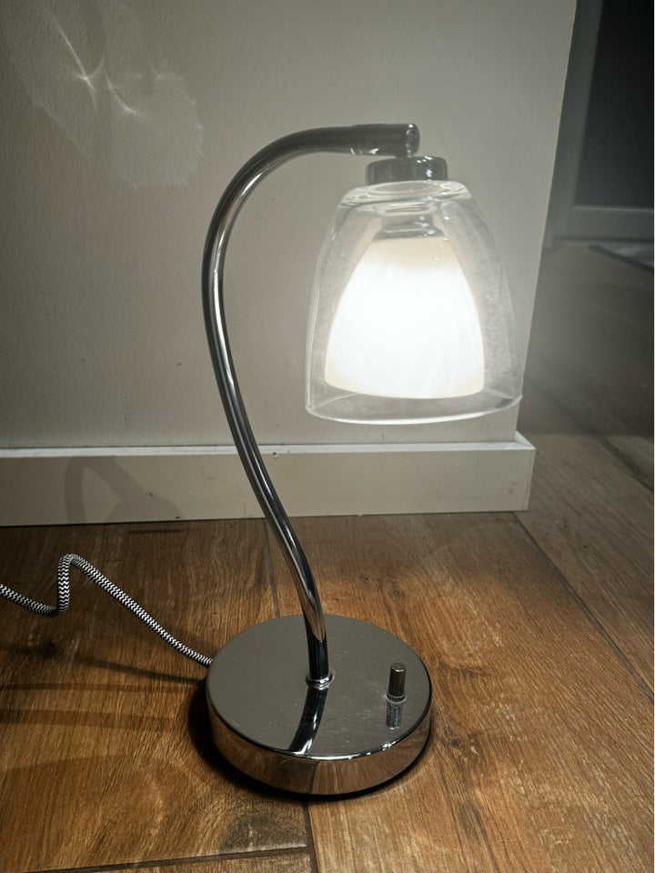 Skrivebordslampe, Halo