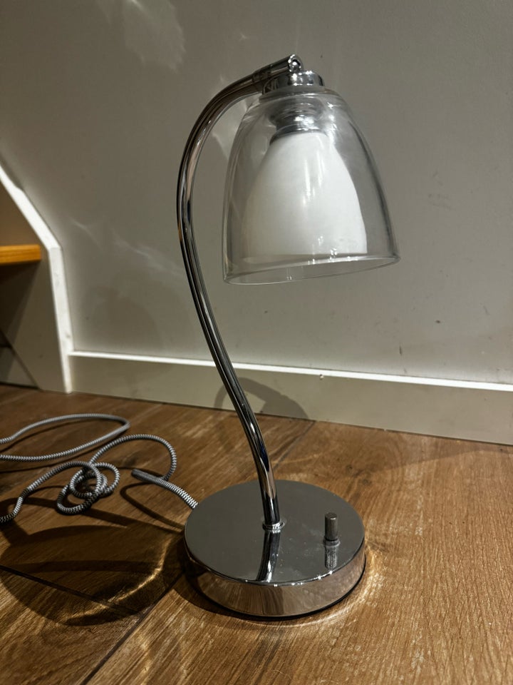 Skrivebordslampe, Halo