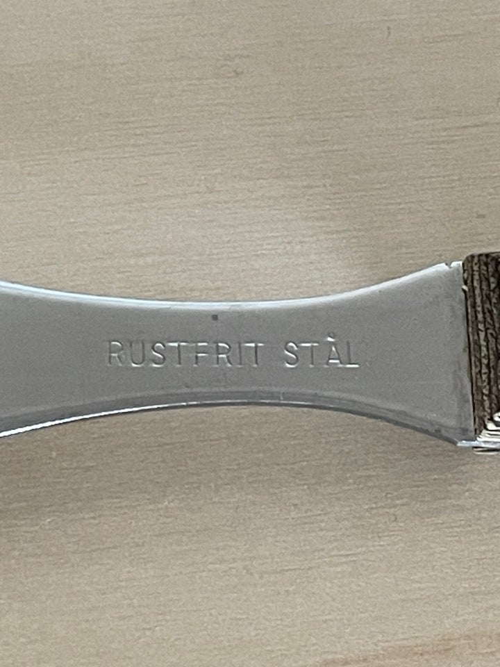 Bestik, Grill bestik - 4 knive og 4