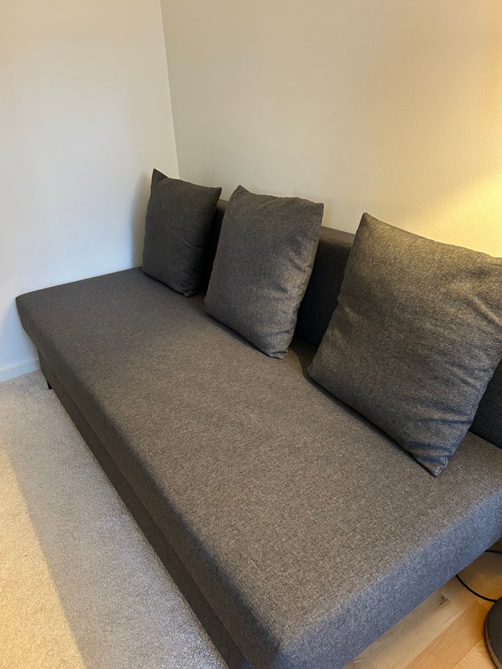 Sovesofa, IKEA ASARUM