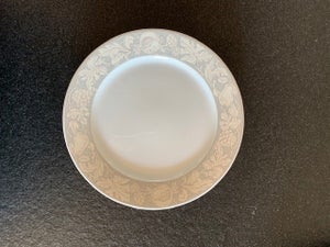 Porcelæn tallerken Pillivuyt