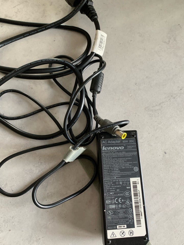 Adapter Lenovo God