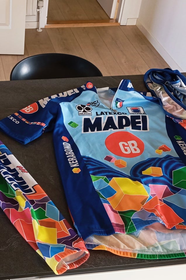 Cykeltøj, Kortærmet jersey, Mapei