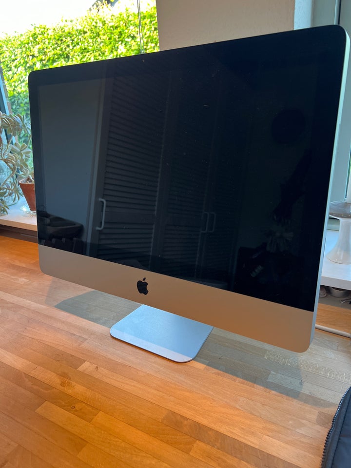 iMac 215 inch Late 2009  306 GHz