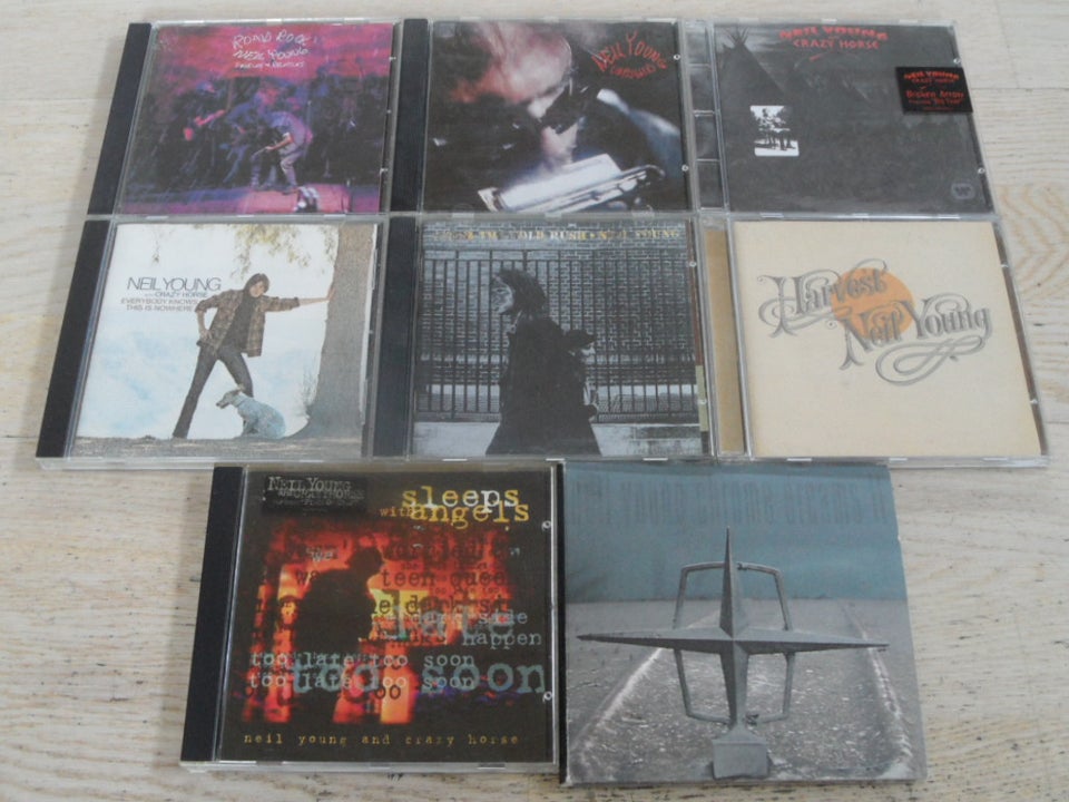 NEIL YOUNG: 17 CD MED NEIL YOUNG,