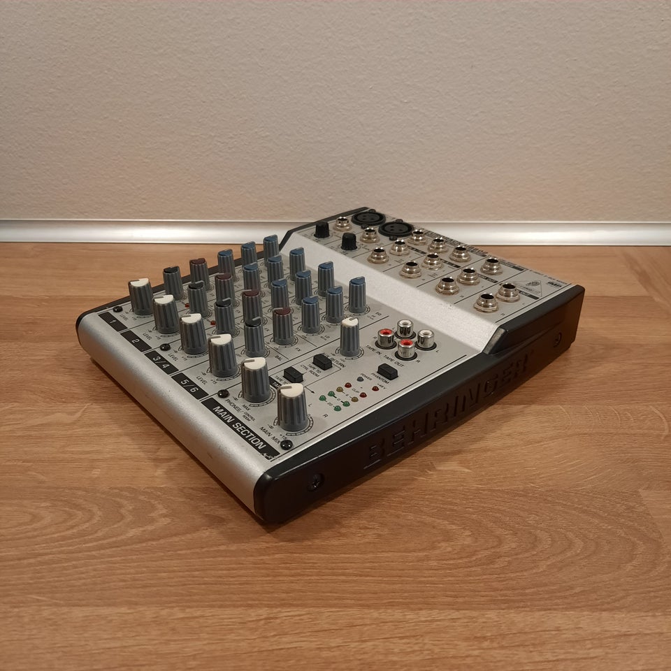 Mixer, Behringer Eurorack UB802