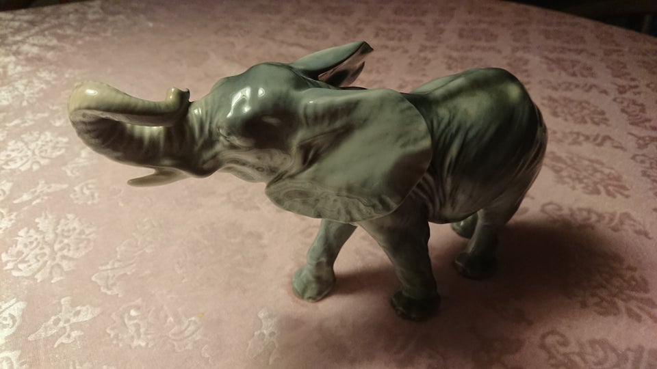 Porcelæn Elefant Royal