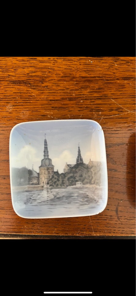 Porcelæn Royal Copenhagen Skåle 4