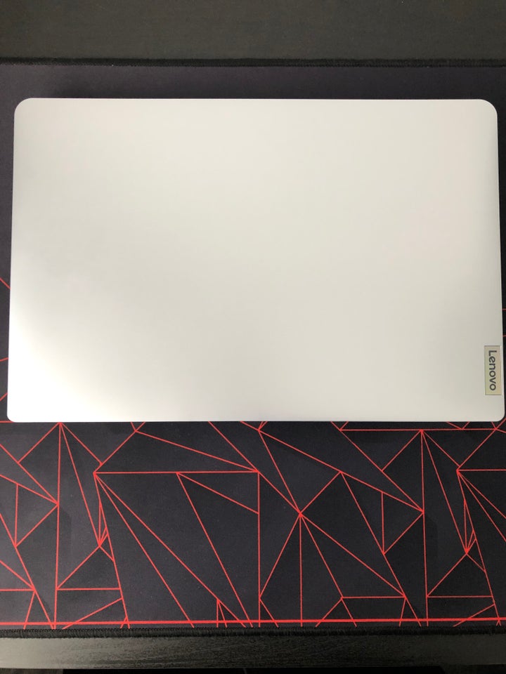 Lenovo Ideapad 1, 4 GB ram, 128 GB