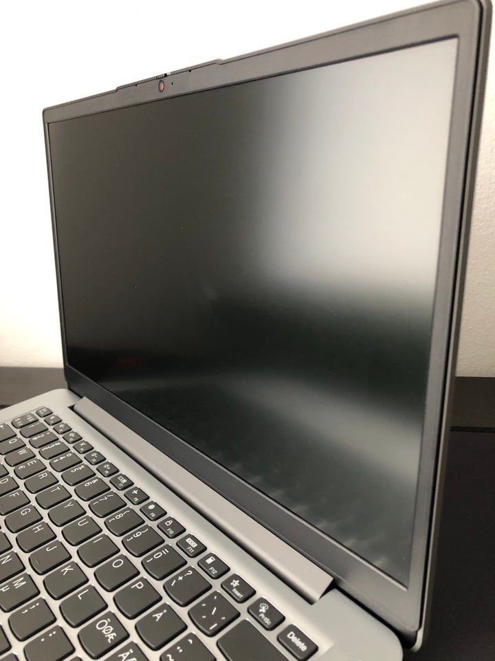 Lenovo Ideapad 1, 4 GB ram, 128 GB