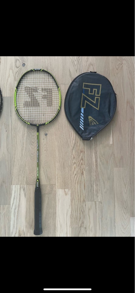 Badmintonketsjer, Yonex /Fz forza