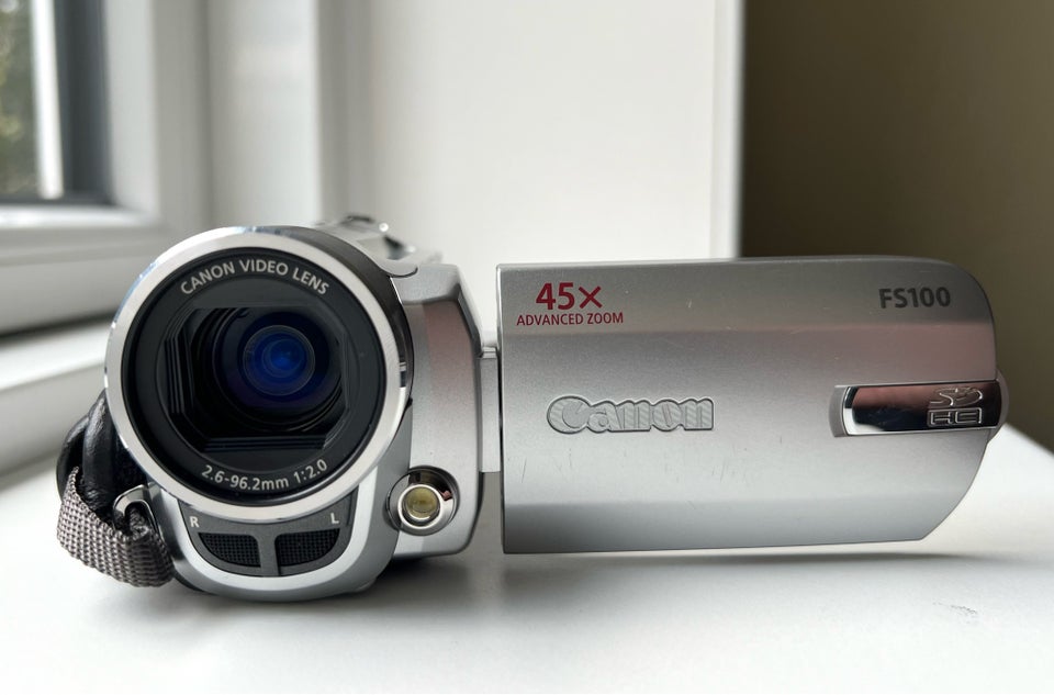 Canon FS100 Digital Camcorder med