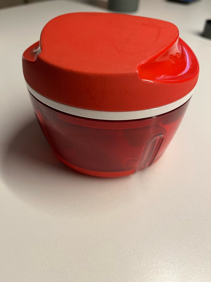 Mini hakker, Tupperware