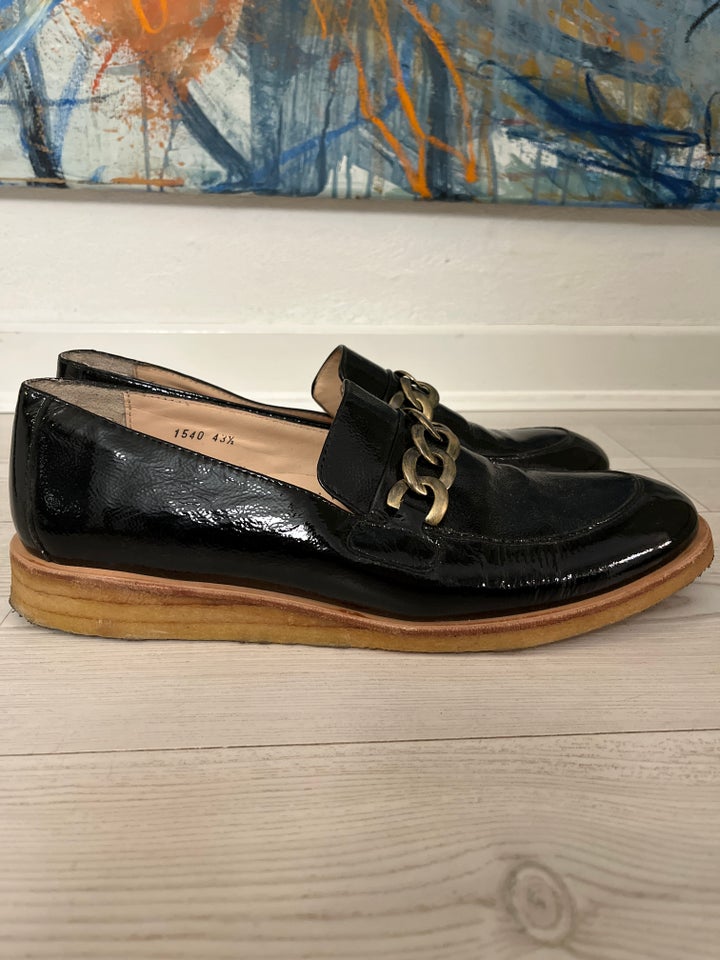 Loafers, str. 43,5, Angulud