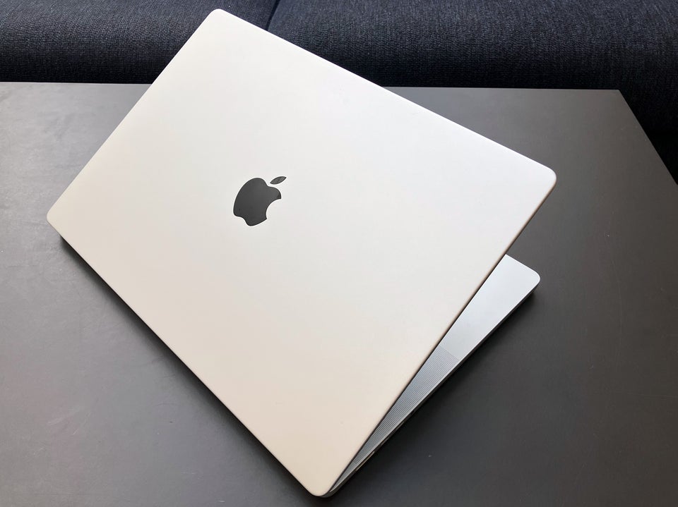 MacBook Pro, M2 Max + 64GB ram,