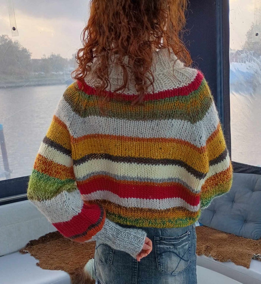 Håndstrikket sweater