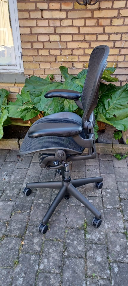 Kontorstol, Herman Miller