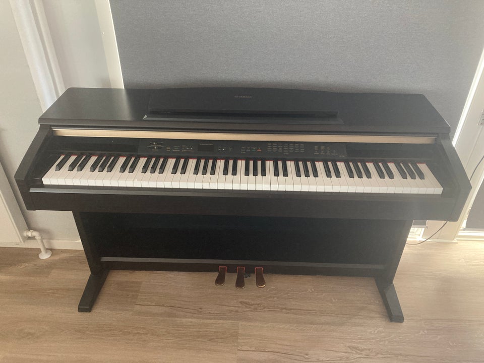 Digitalpiano, Yamaha YDP-223