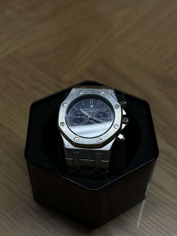 Herreur, Audemars Piguet