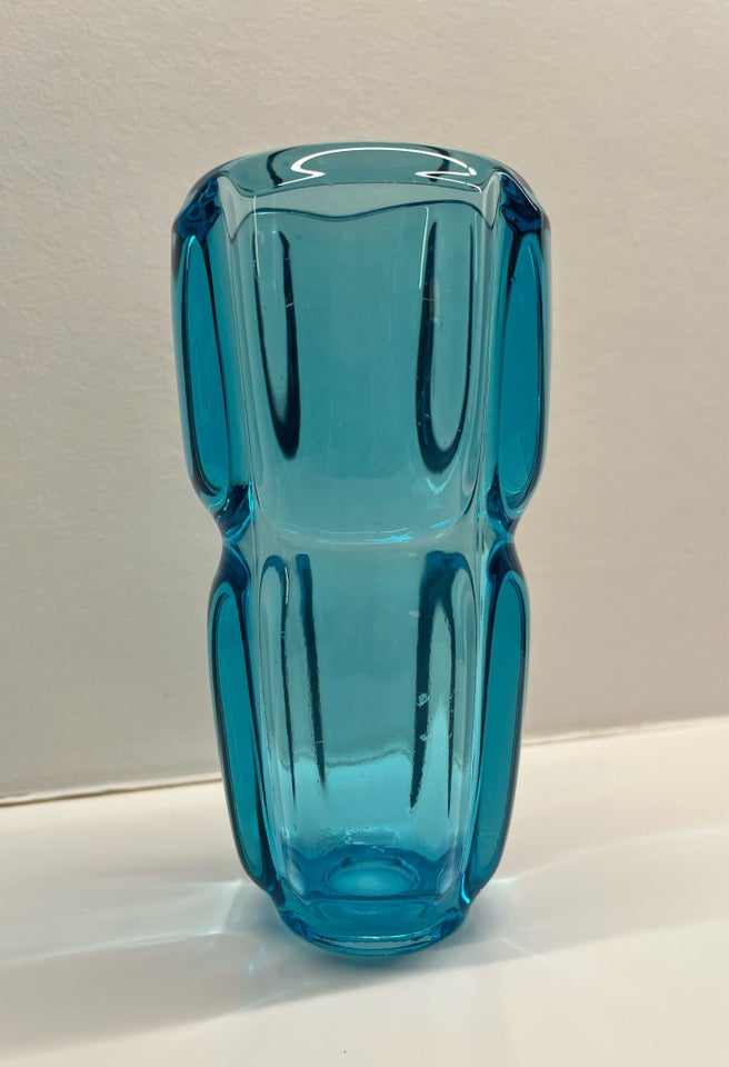 Glas, Tjekkisk vase, Design