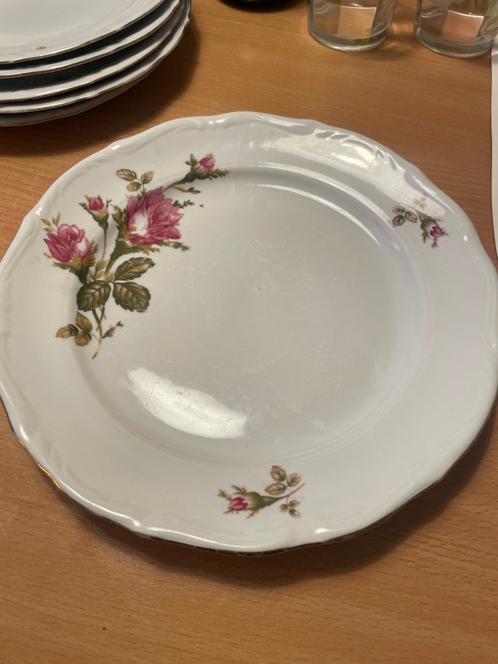 Porcelæn, Middagstallerkner