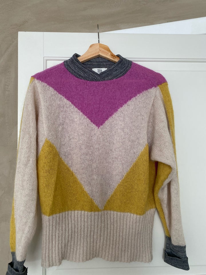 Sweater, Noa Noa, str. 40