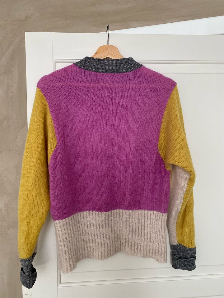 Sweater, Noa Noa, str. 40