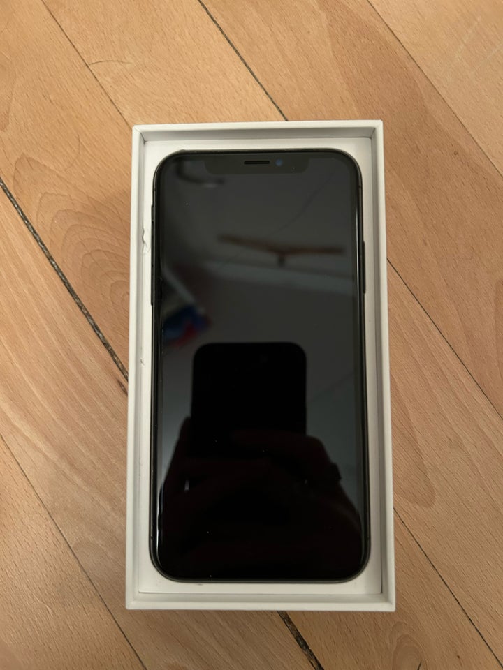 iPhone X, 64 GB, sort