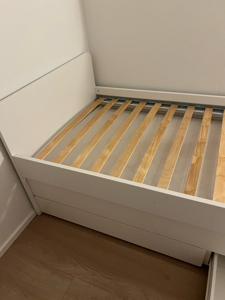 Andet, Släkt ikea, b: 96 l: 206 h: 78