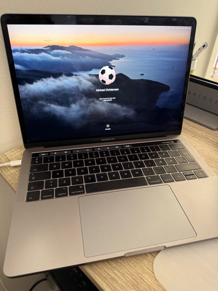 MacBook Pro 2017 (A1706) 31 GHz