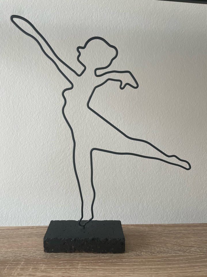 Ballerina skulptur jysk