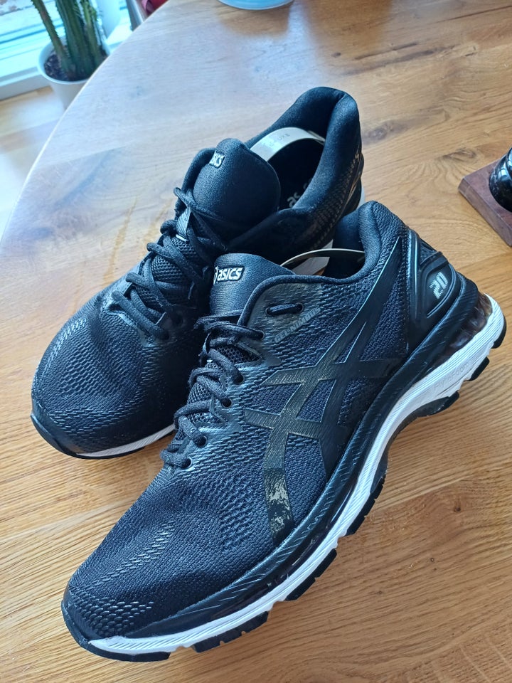 Sportssko, Asics, str. 46,5