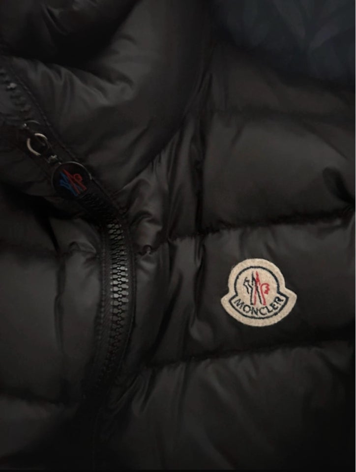 Vest Moncler str S