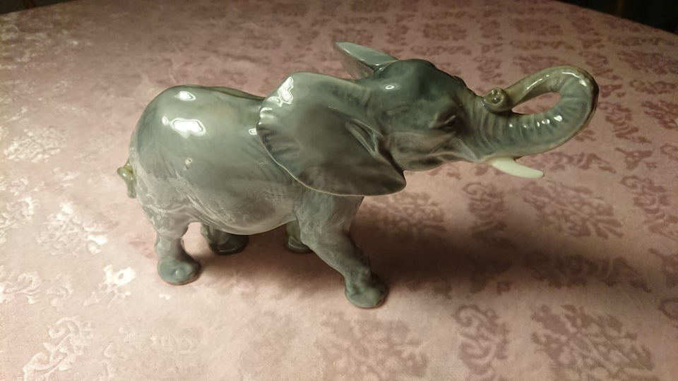 Porcelæn Elefant Royal