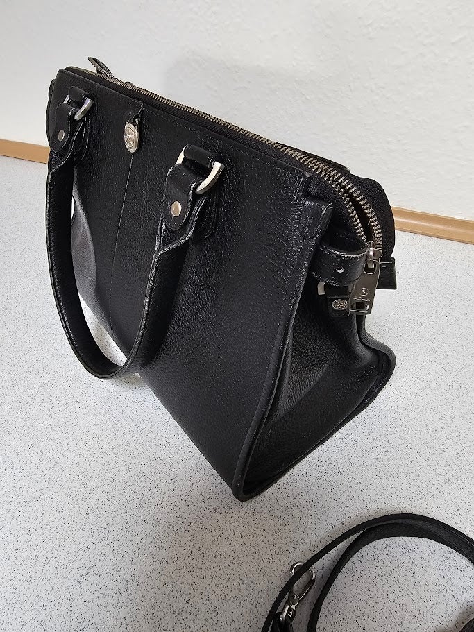 Crossbody, Adax