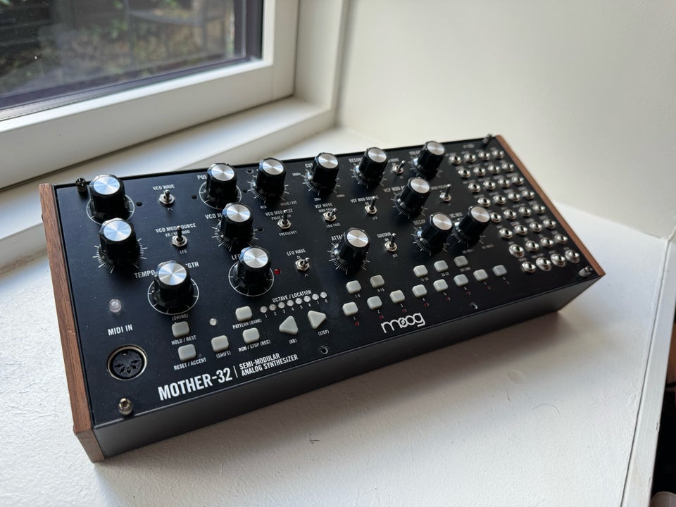 Moog mother 32, Moog Mother 32