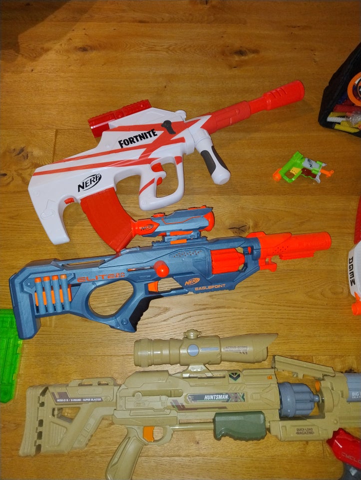 Våben, Nerf + div.