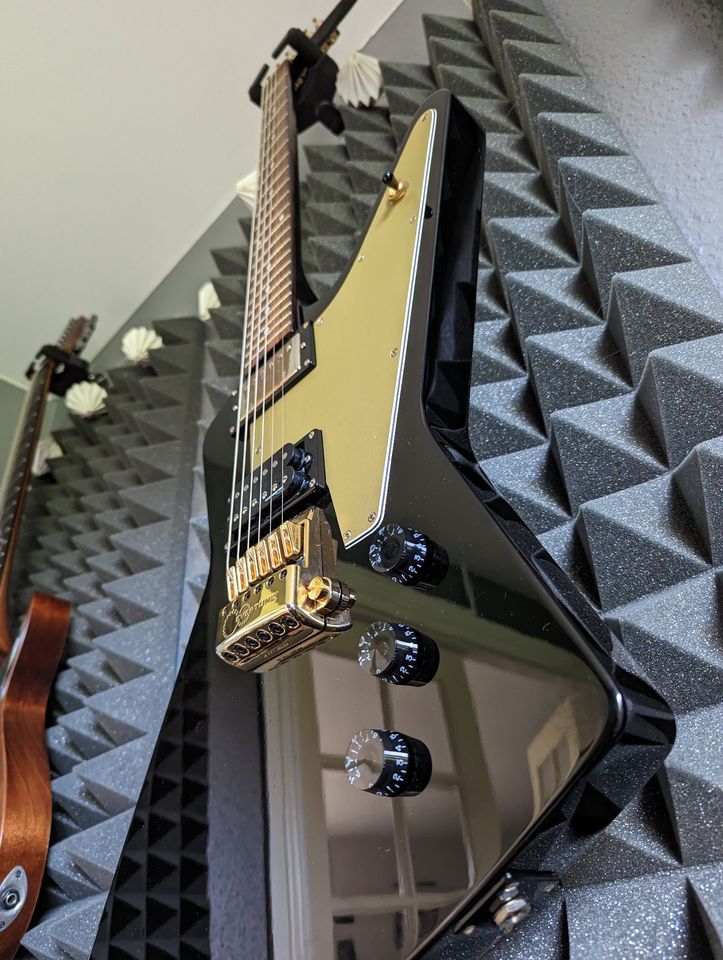 Elguitar, Epiphone Explorer