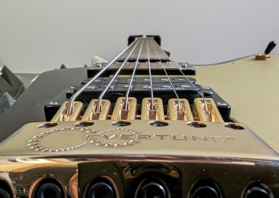 Elguitar, Epiphone Explorer