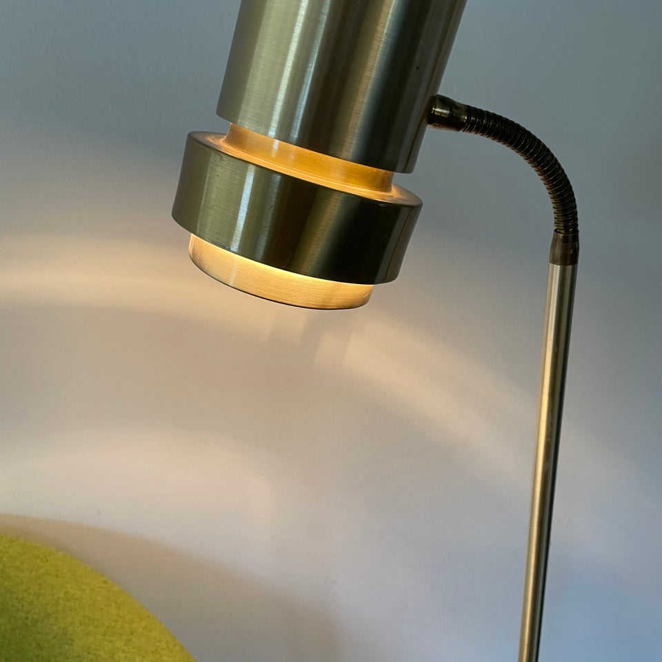 Gulvlampe, Retro Floistad