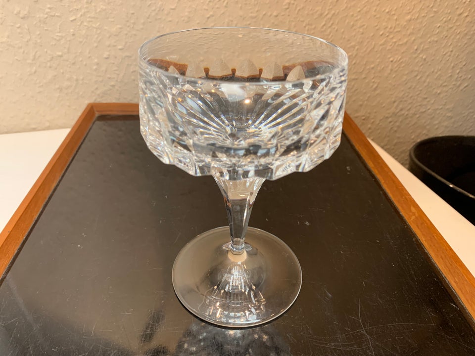 Glas, Vintage champagneskåle