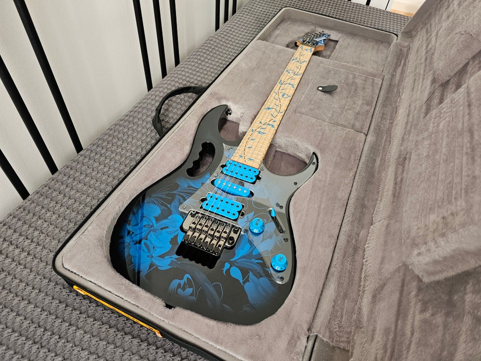 Elguitar, Ibanez JEM77P-BFP